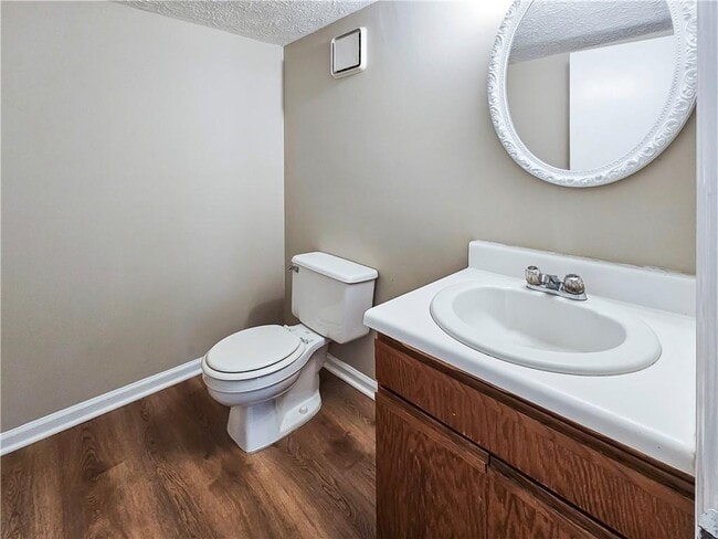 Building Photo - 7080 Greenbower Ln