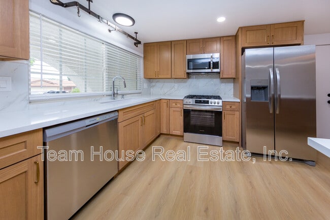 Building Photo - 18735 Bookham Dr