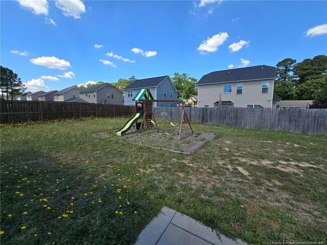 Building Photo - 1735 Cherrypoint Dr