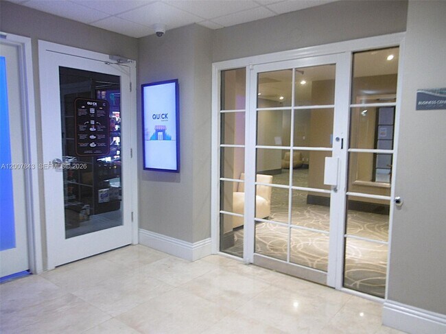 Building Photo - 770 Claughton Island Dr