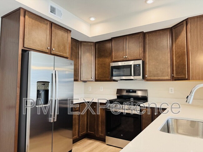 Building Photo - 5424 Greenpoint Ln