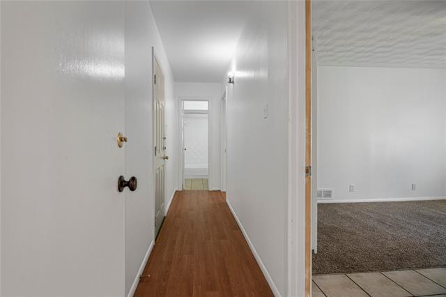 Building Photo - 1618 University Dr