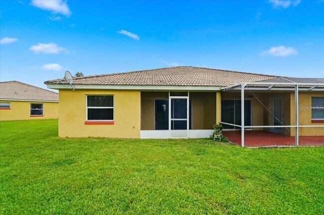 Building Photo - 212 Ocean Bluff Dr