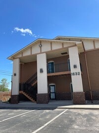 Building Photo - 2 Bedroom, 2 Bath Condo for Rent