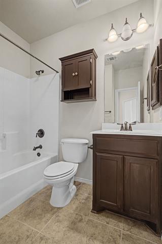 Building Photo - 228 Buckingham Ave