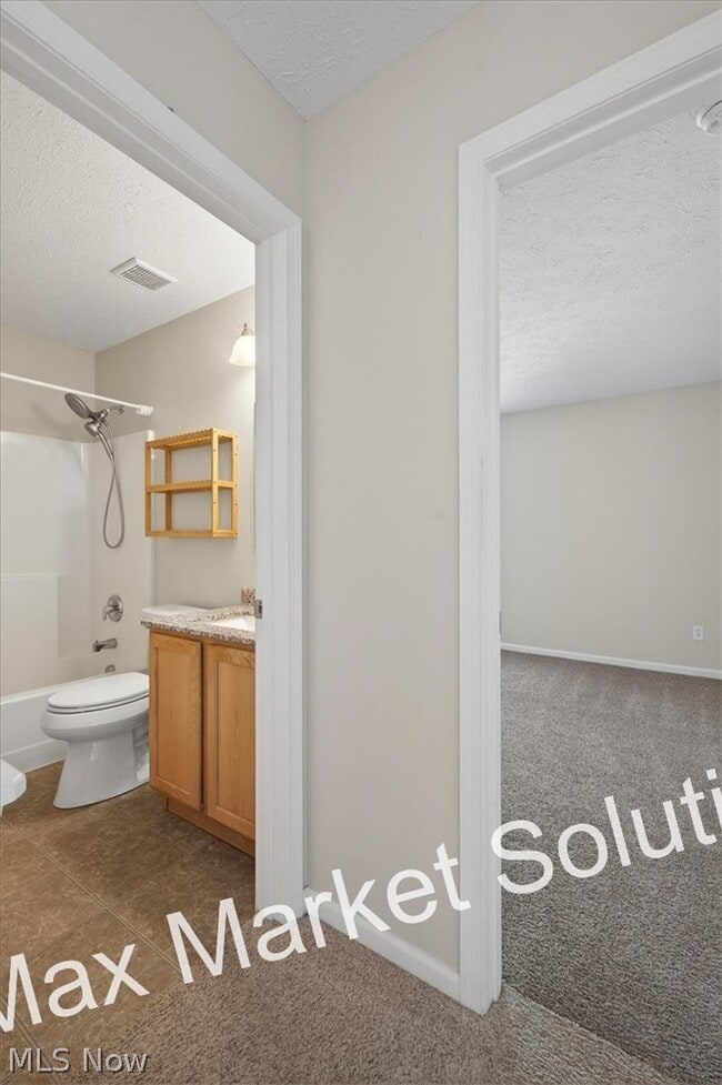 Building Photo - 159 Stone Ridge Way