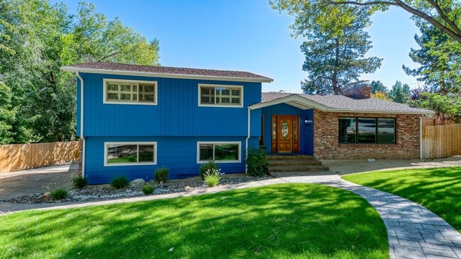 Primary Photo - Southwest Reno Stunner - One of a Kind!!!!