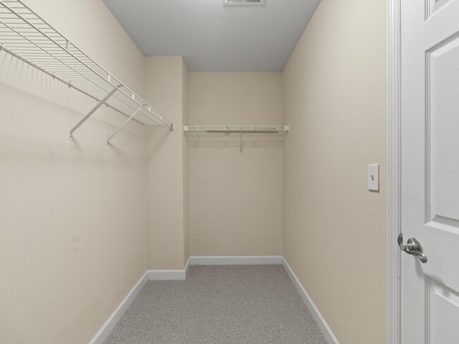 Building Photo - 4807 Creston Ct SE