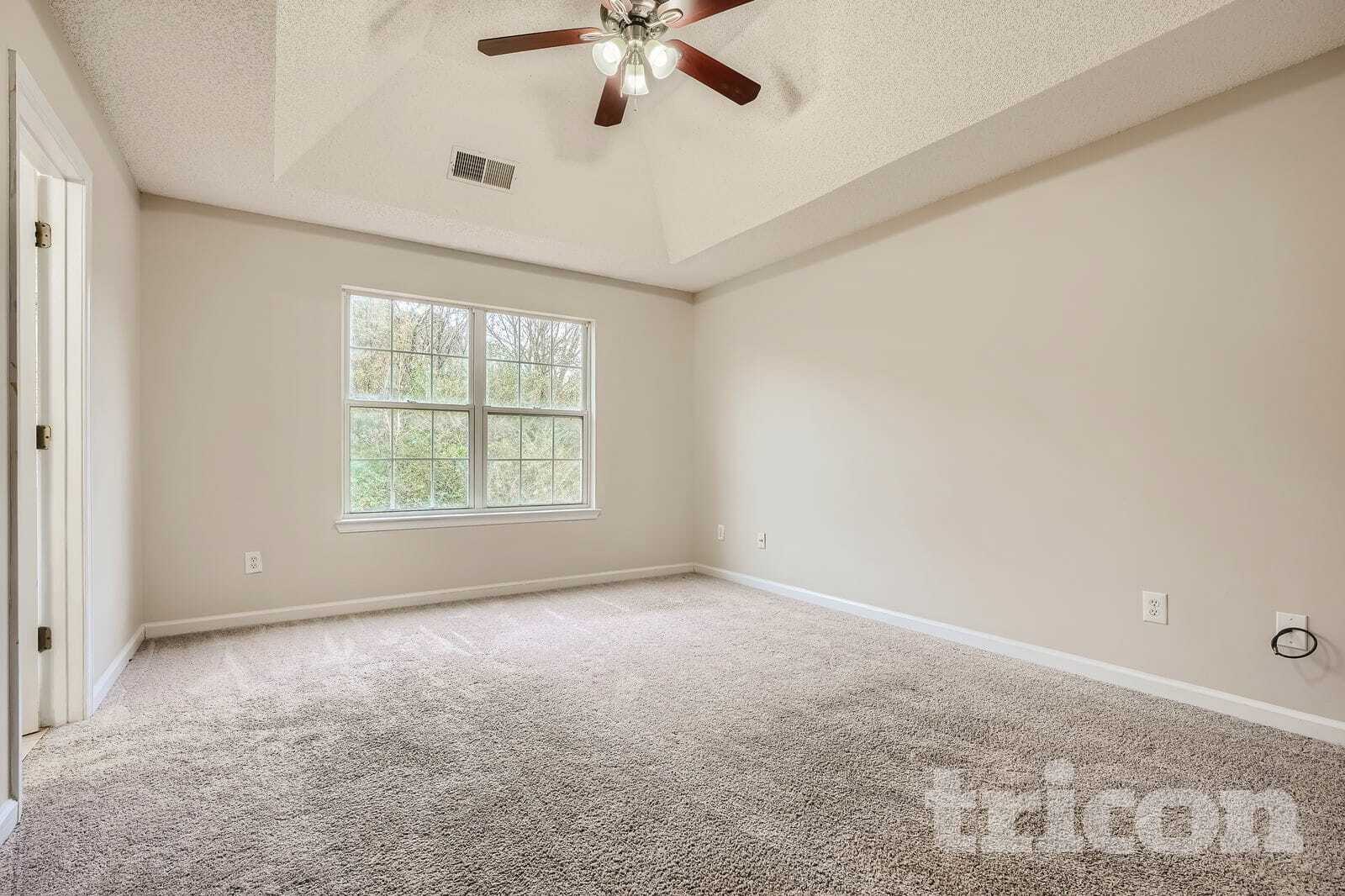 Building Photo - 3160 Brookfield Dr SW