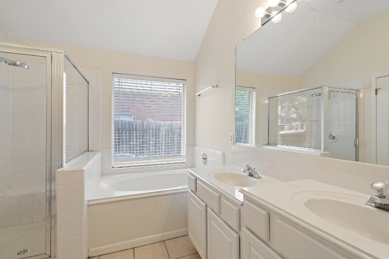 Building Photo - 11214 Amaranth Ln