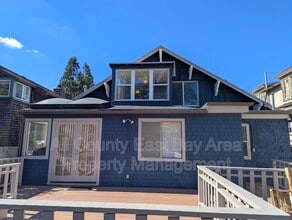 Building Photo - 1529 Josephine St