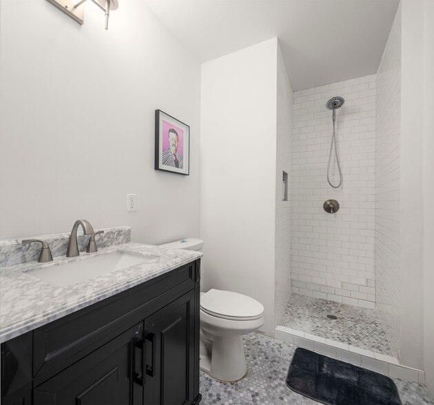 Building Photo - 354 Bowery-SI ID1034997P