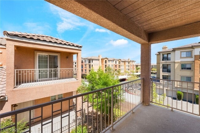 Building Photo - 9004 Successful Ct