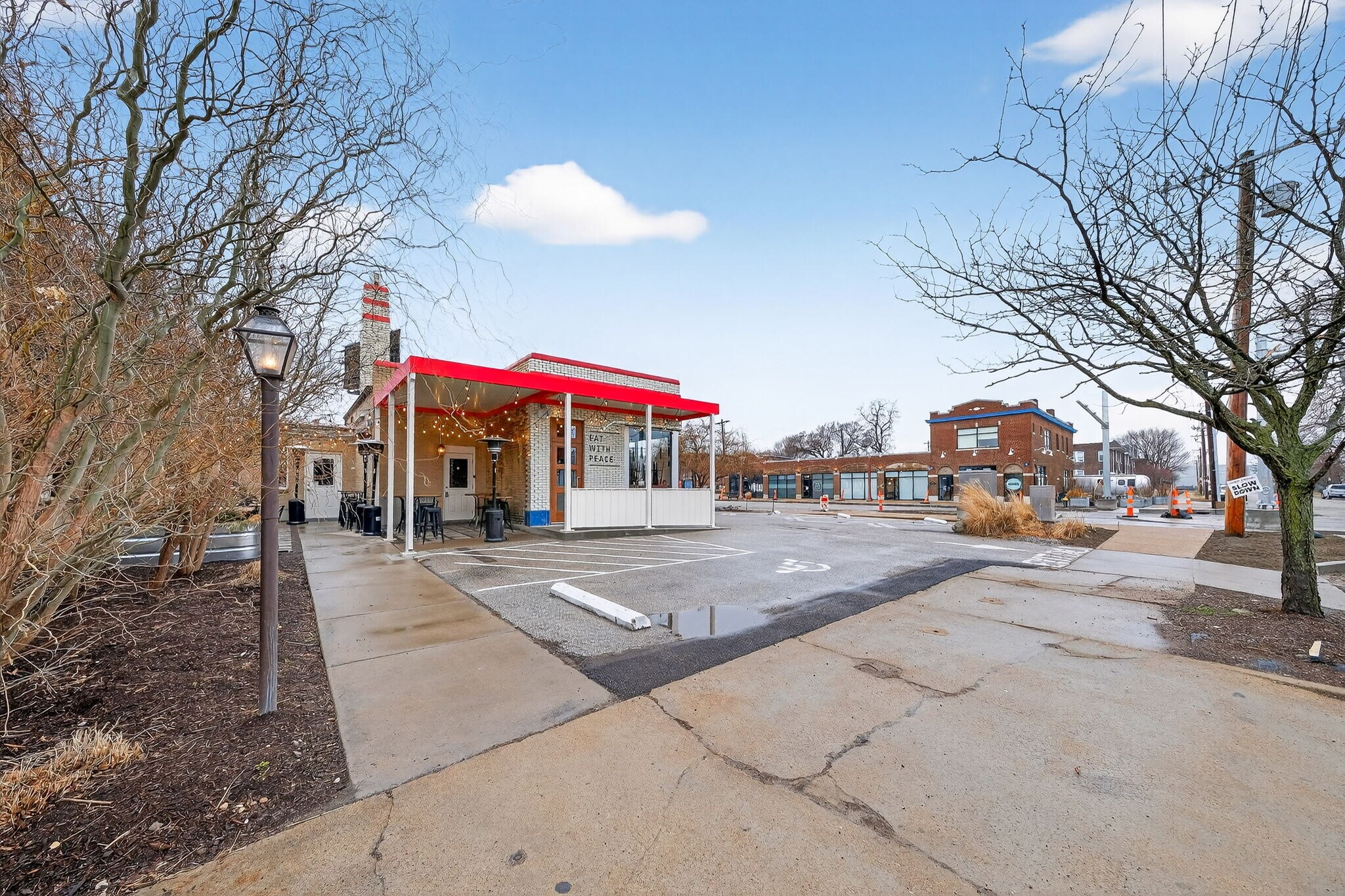 Building Photo - 4170 McRee Ave