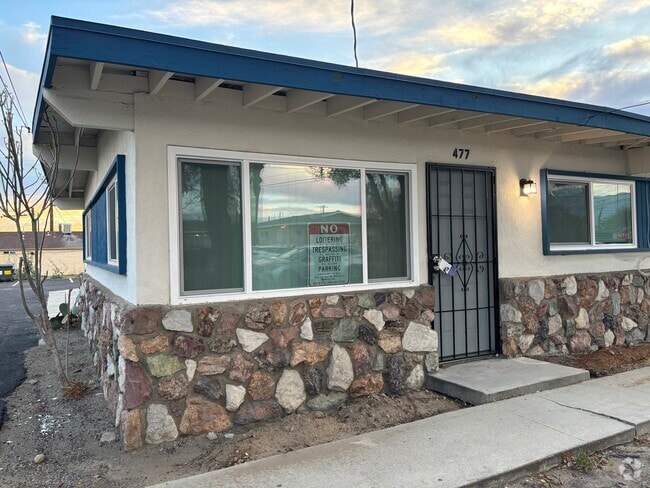 Building Photo - 477 W Ramona Dr
