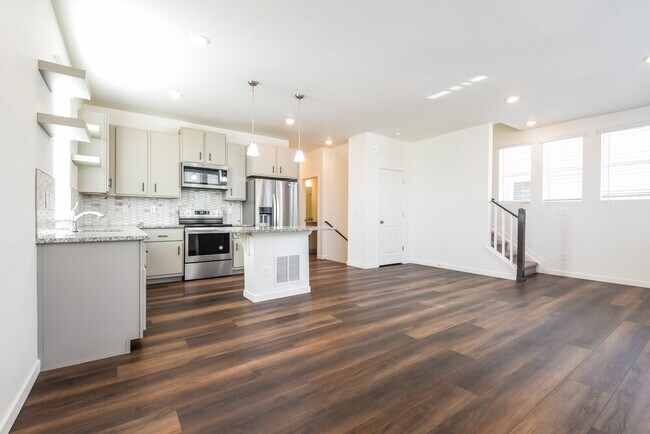 Building Photo - 18577 E 47th Pl