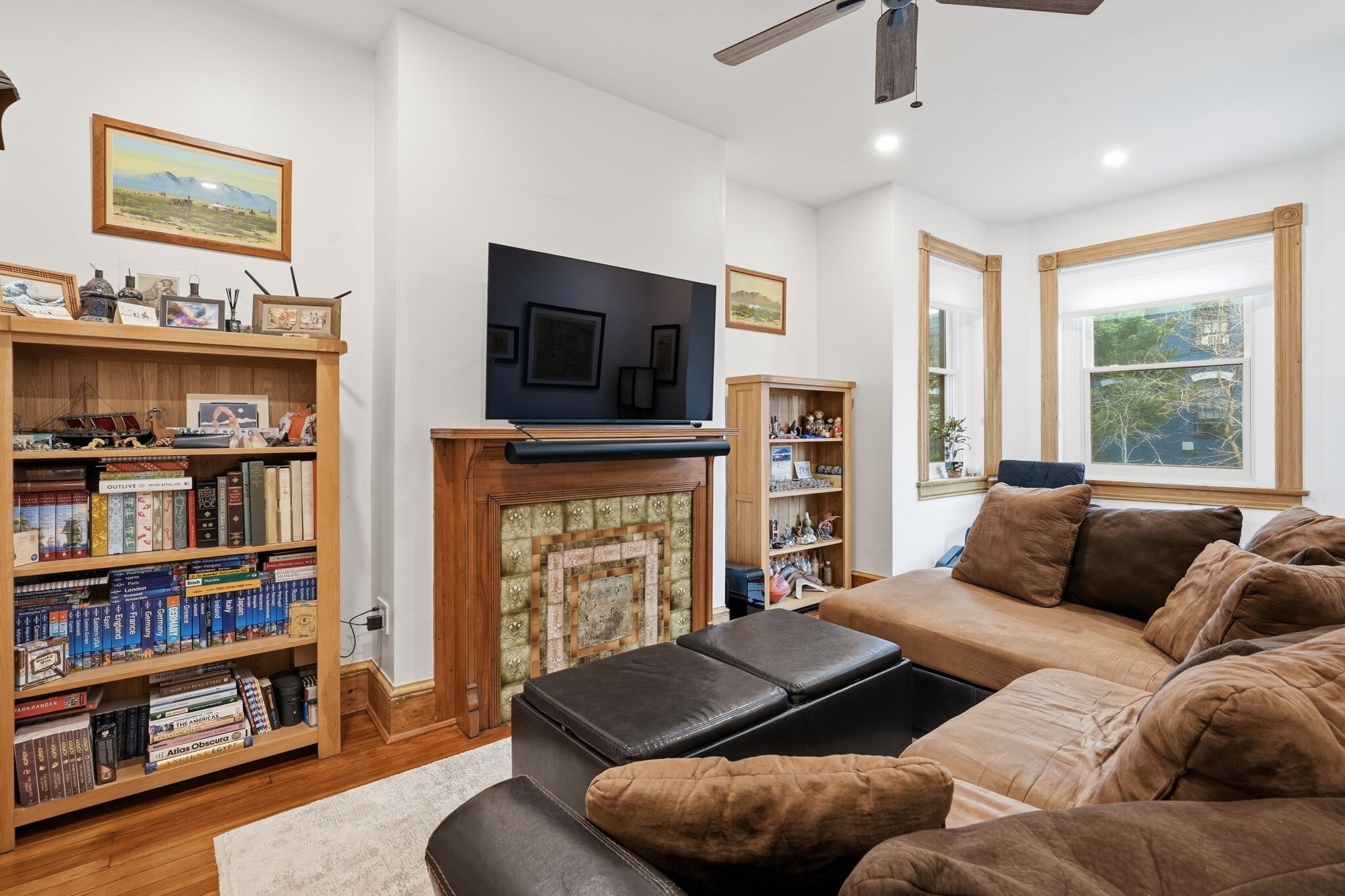 Building Photo - 502 D St NE