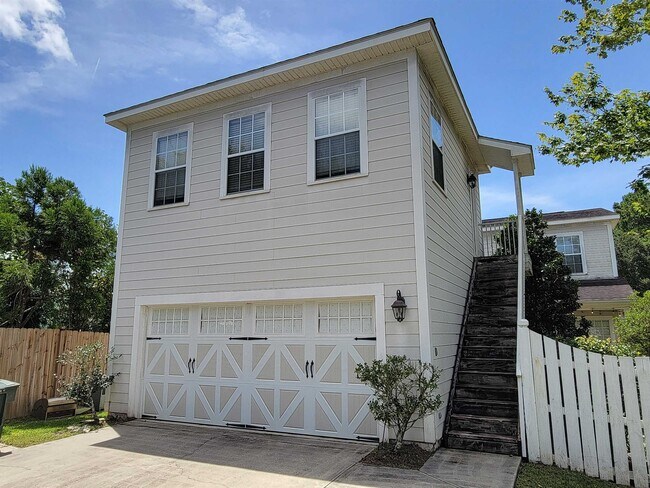 Building Photo - 3797 Piney Grove Dr