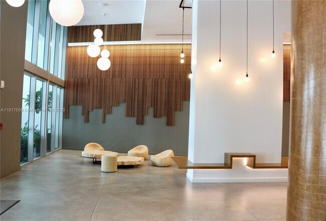 Building Photo - 350 S Miami Ave