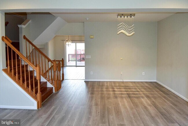 Building Photo - 21786 Mornington Cresent Terrace