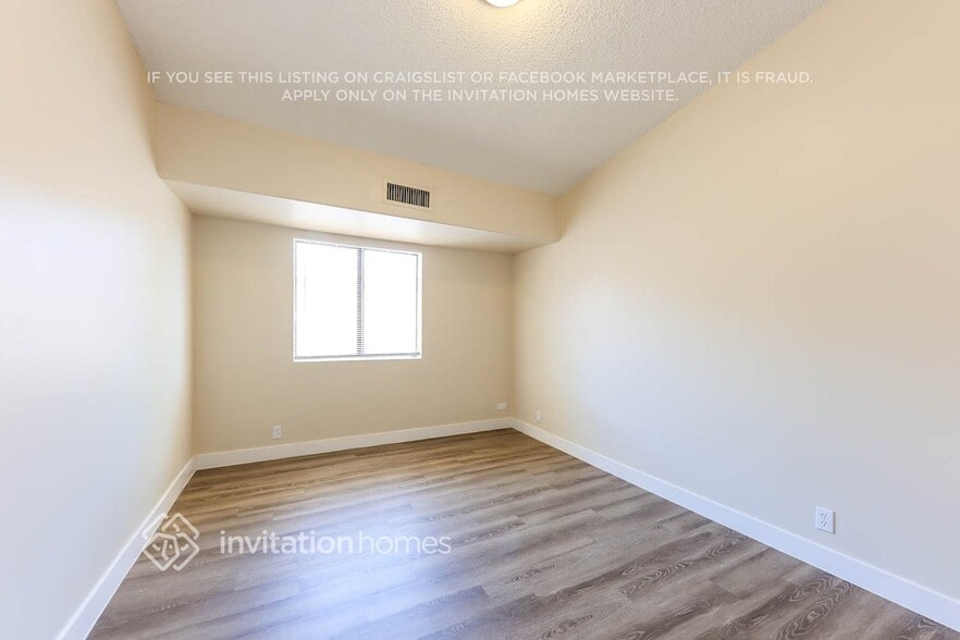 Building Photo - 11134 N 82nd Dr