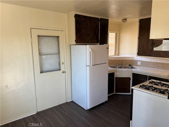 Building Photo - 6714 West Blvd