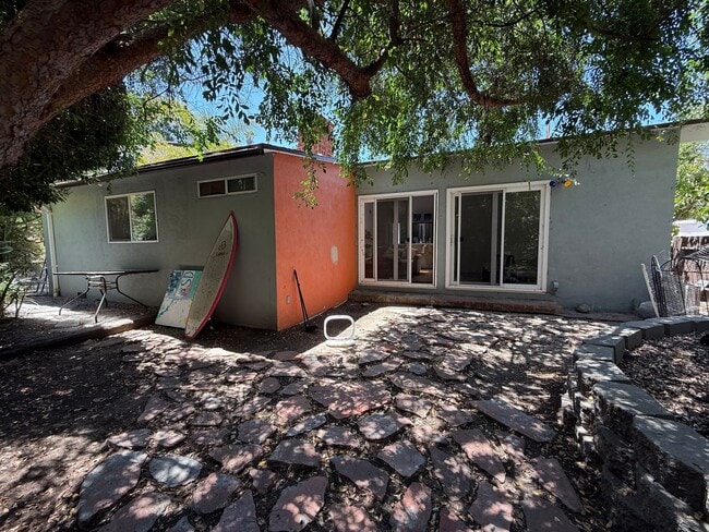 Building Photo - Serene yard tucked in the canyon!