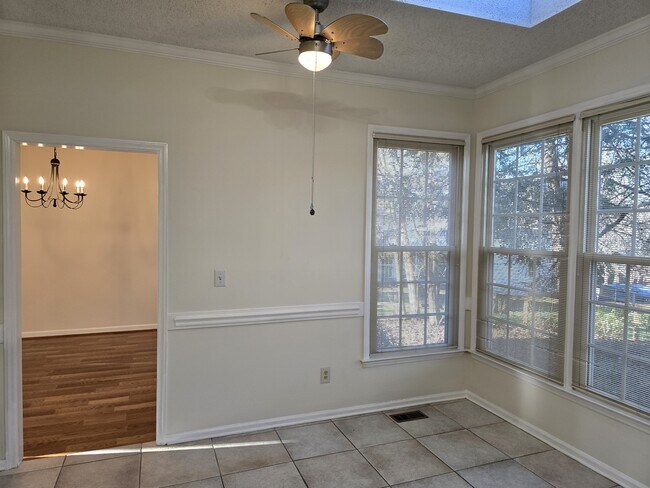 Building Photo - 5104 Grist Mill Ct