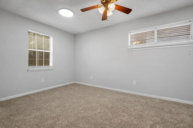 Building Photo - Benchmark Trace