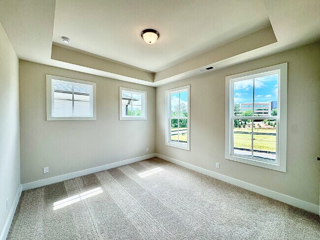 Building Photo - Your Alpharetta Retreat Awaits – Elegant T...