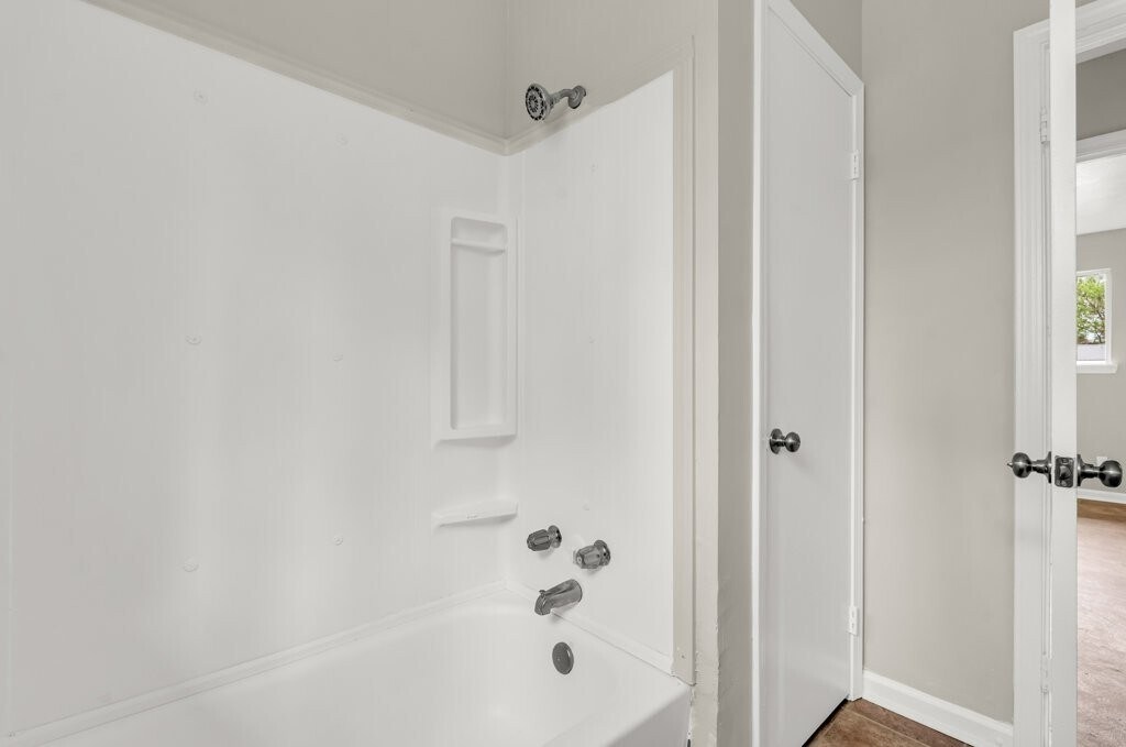 Building Photo - 805 Spruce St