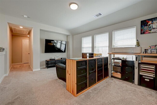 Building Photo - 27017 Strake Ln