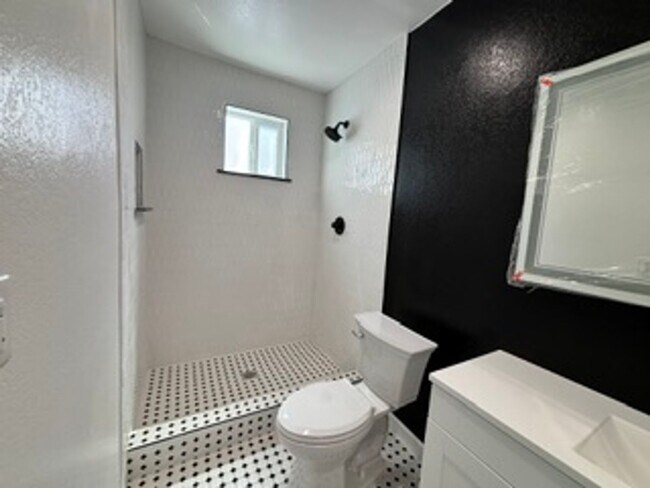 Building Photo - Charming Bear Valley Springs Home With A View!