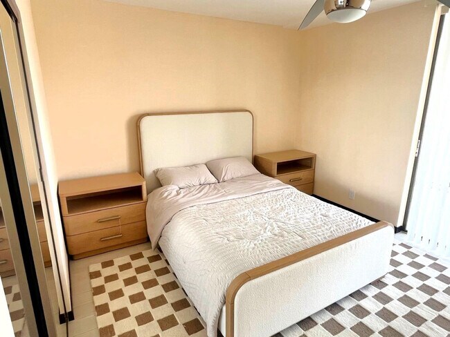 Building Photo - 19707 Turnberry Way