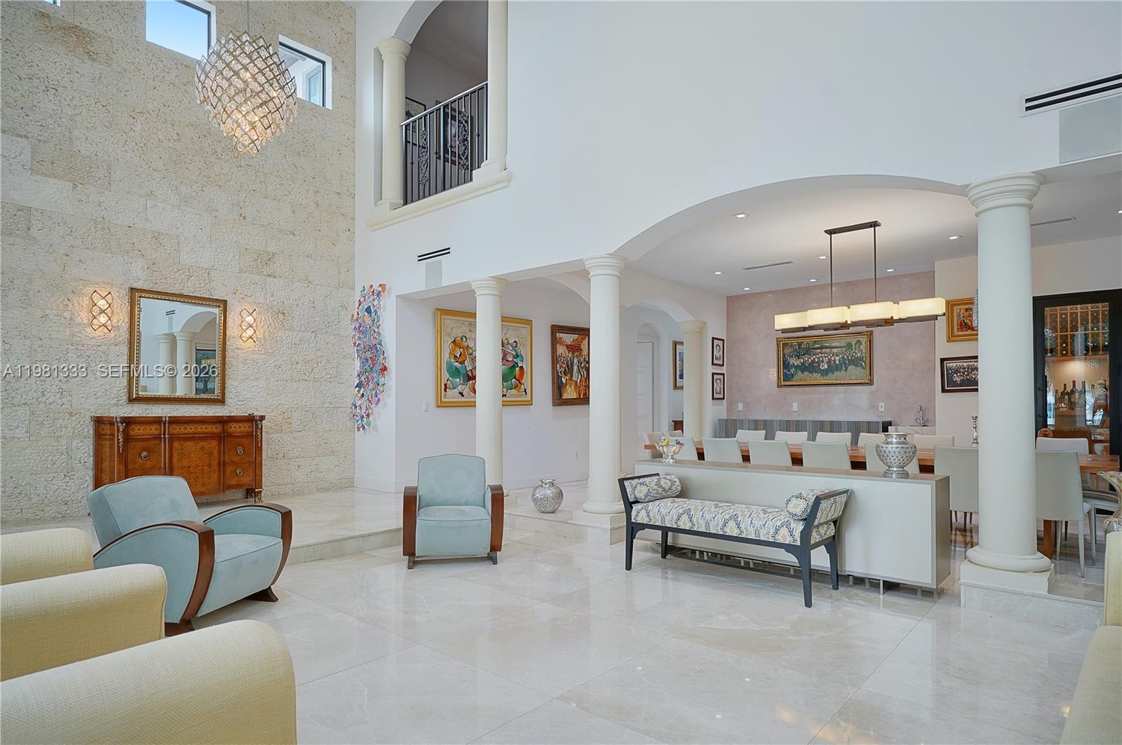 Building Photo - 3747 Prairie Ave