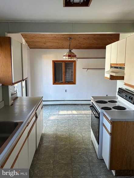 Building Photo - 12 Delaware Ave