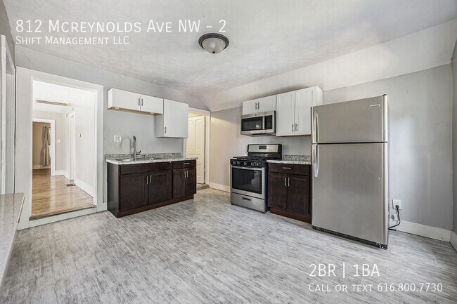 Building Photo - 812 Mc Reynolds Ave NW