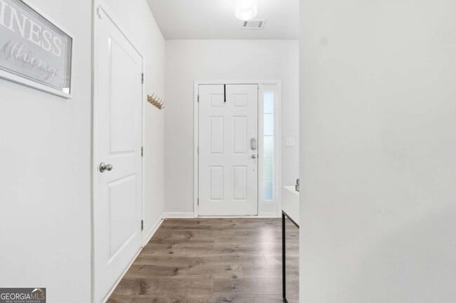 Building Photo - 79 Lantana Crossing