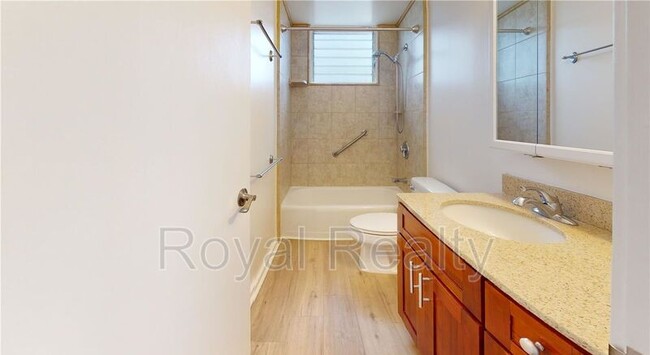 Building Photo - 1610 Kanunu St
