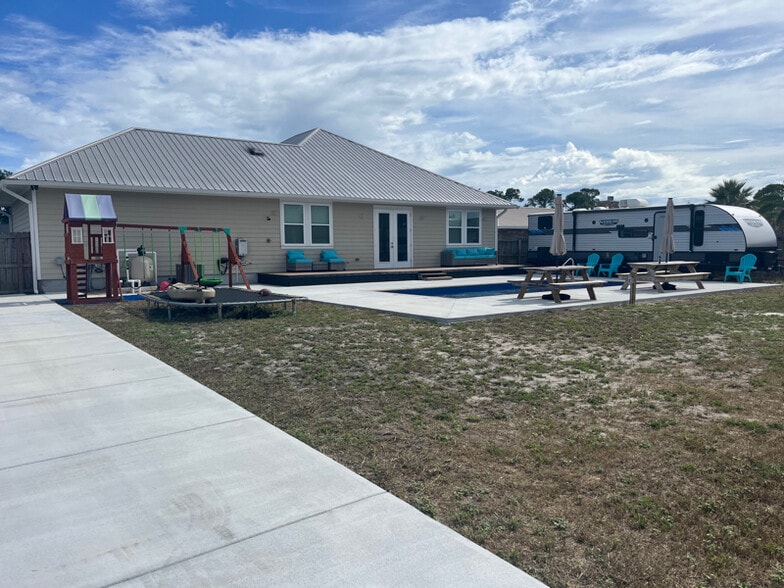 Building Photo - 5410 Ponte Verde Dr