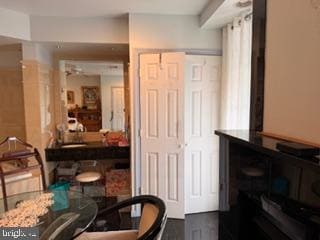 Building Photo - 736 S 8th St