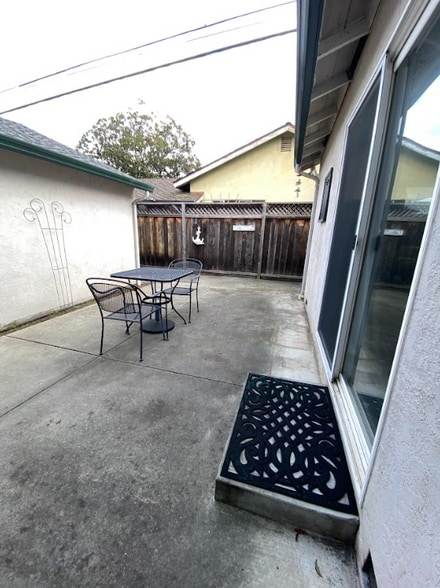 Building Photo - 5383 Woodstock Way