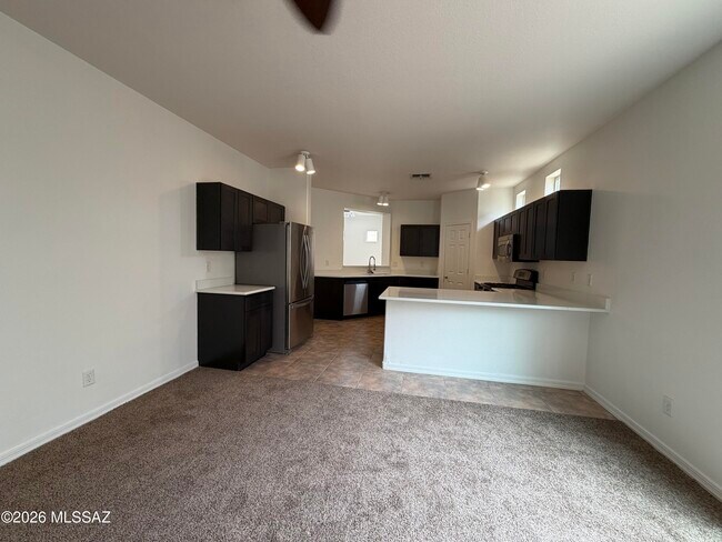 Building Photo - 37 W Camino Rancho Palomas
