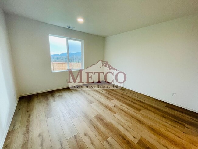 Building Photo - Be the First to live in this Beautiful New Home!!