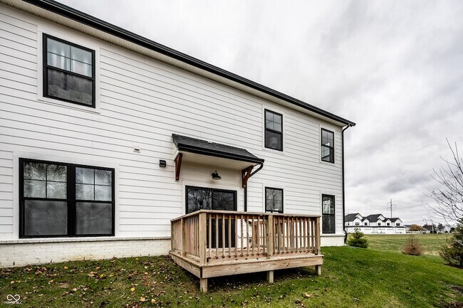 Building Photo - 17491 Fetzer Ct