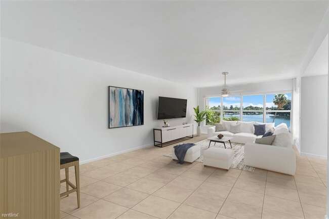 Building Photo - 1 br, 1.5 bath Condo - 9102 W Bay Harbor D...