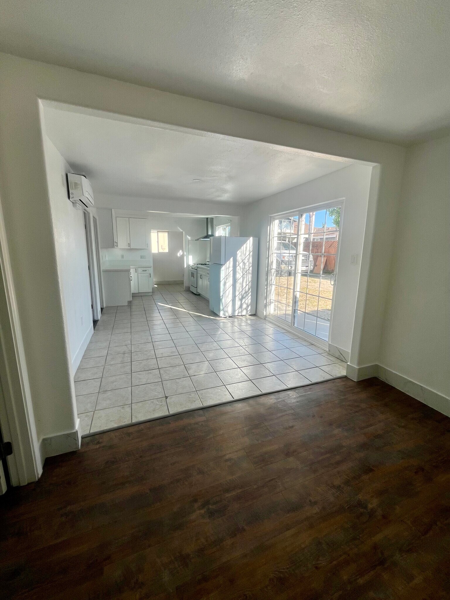 Building Photo - 370 Bridgevale Rd