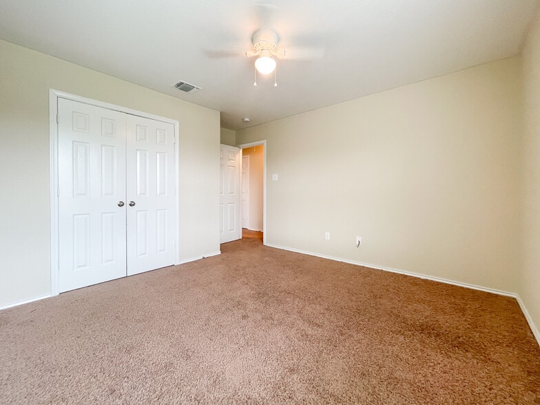 Building Photo - 11133 Gainer Dr