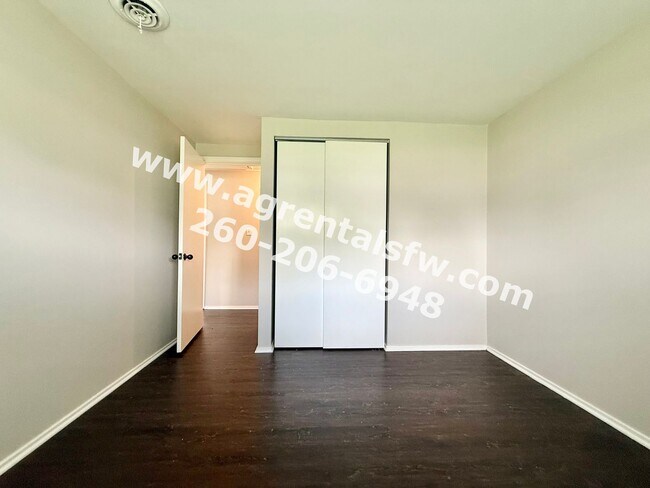 Building Photo - 2627 Belle Vista Blvd
