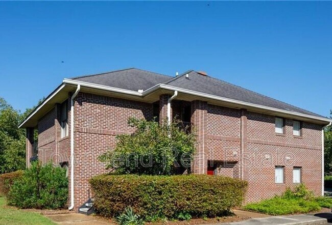 Building Photo - 1008-3 Ancestry Dr.